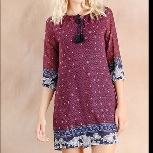 Papaya **patterned maroon dress